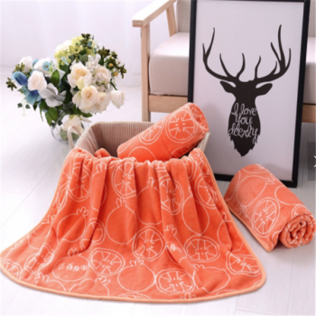 China air conditioning blankets set wholesale Customized colorful print flannel fleece blanket 450gsm 